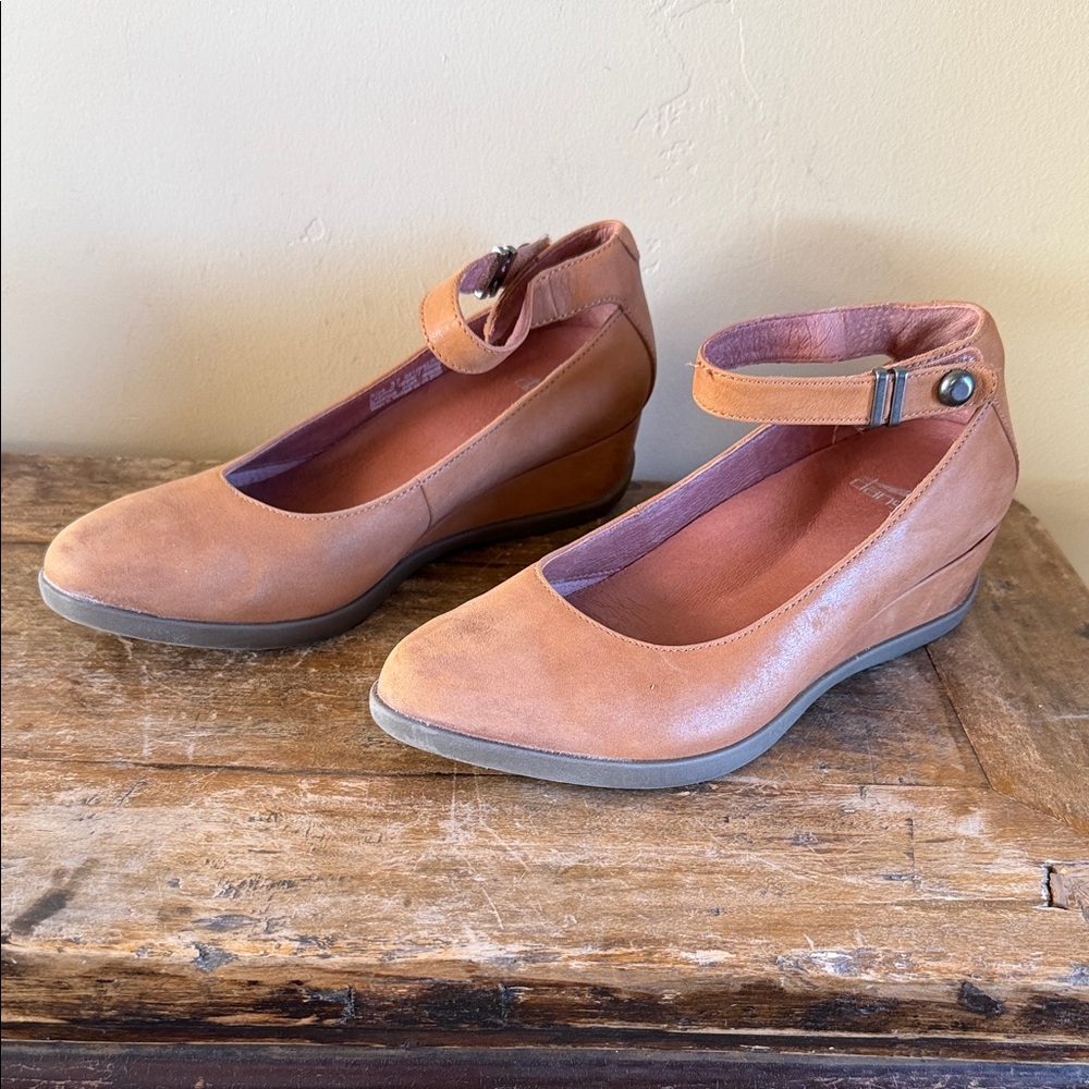Dansko Shaylee Tan Leather Wedge Shoes Size 37